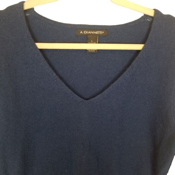 A Giannetti Womens Wool Angora V-Neck Sweater Sz L Minimalist Quiet Luxury Navy - Picture 2 of 7